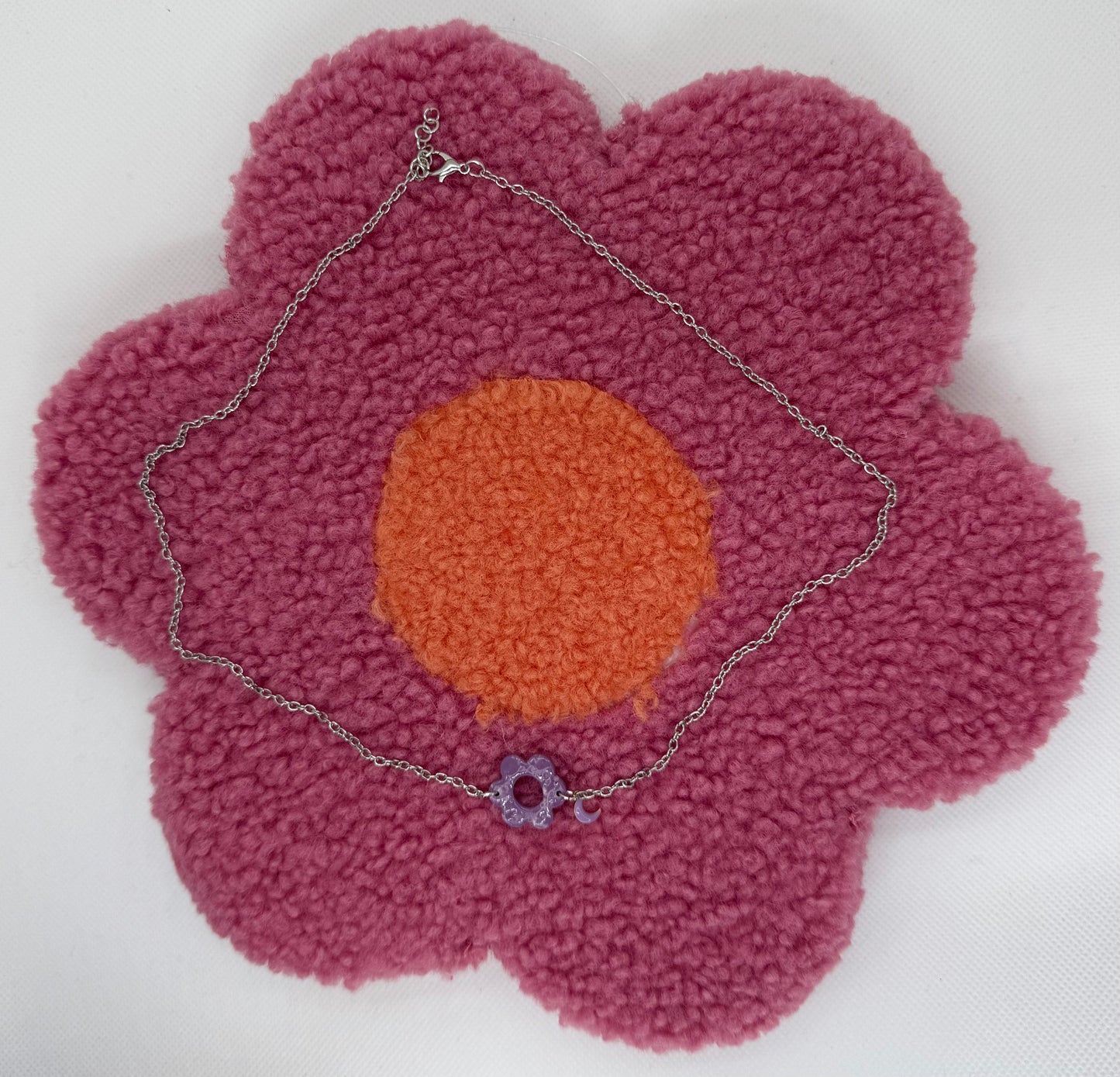 Bijou {{ product.title }} couleur {{ product.color }} – fait main par Jum’s créa